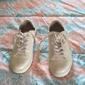 White Reaction by Kenneth Cole sneakers